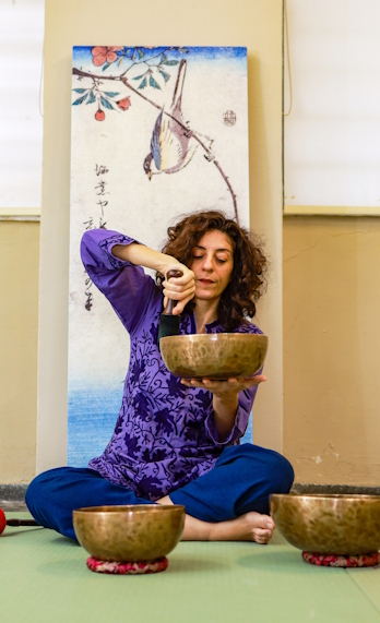 singing bowls 413A3297-3